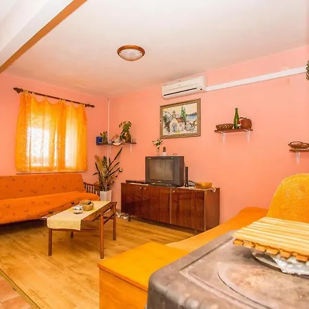 Apartment Holiday House Sevilia Vela Luka