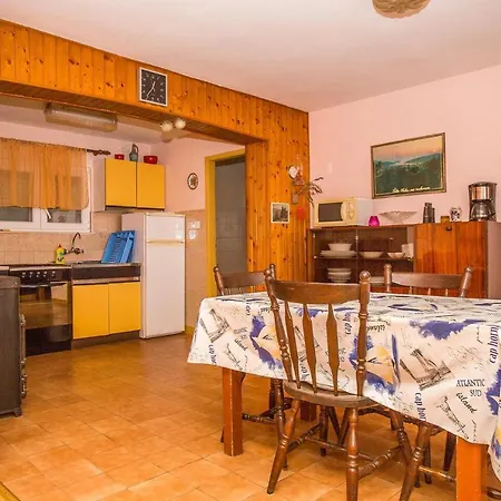 Holiday House Sevilia * Vela Luka